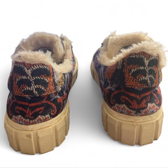 Sold - Picture 5 of 7